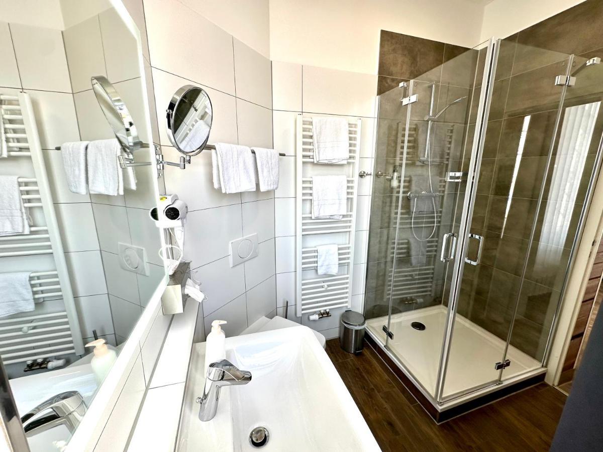 Hotel "Central" Inh Carolin Krause Bitterfeld-Wolfen Exteriör bild